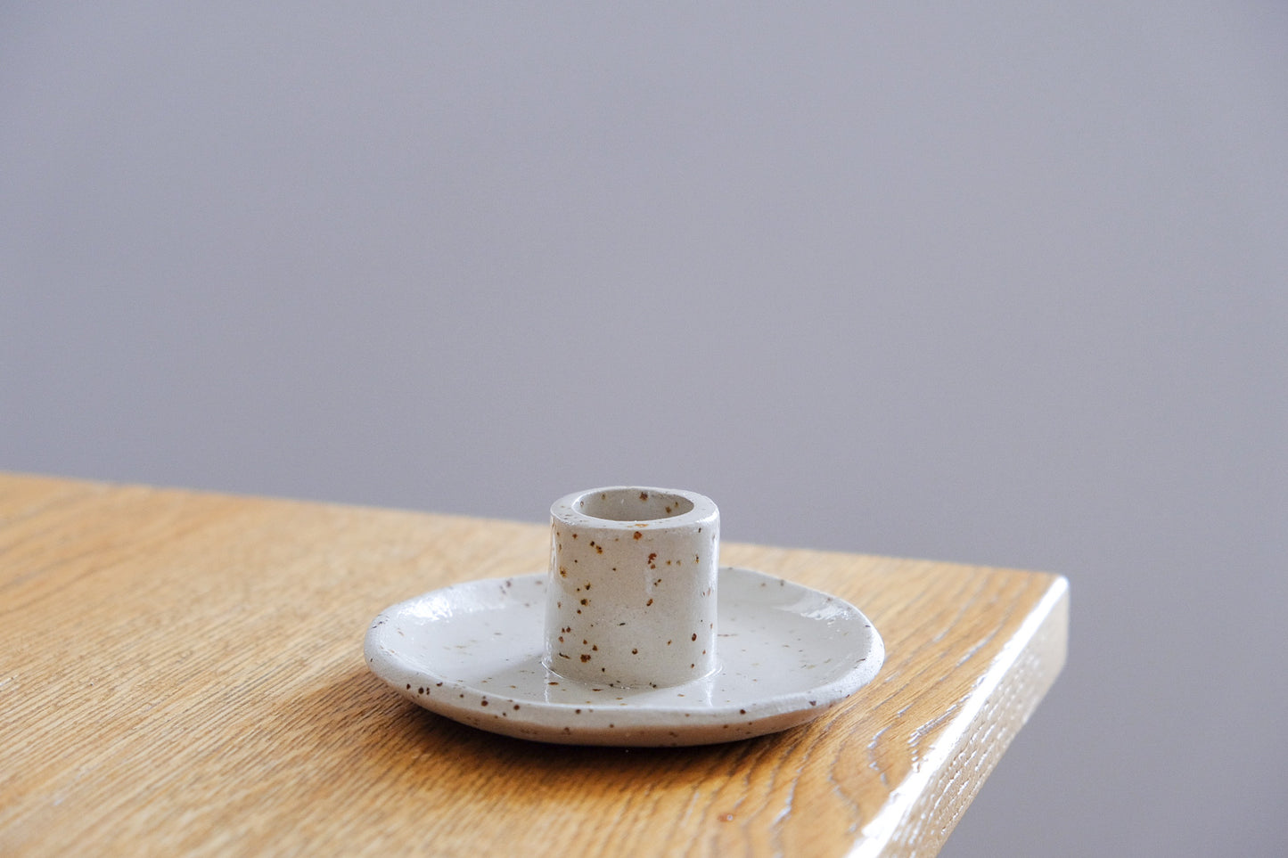 Candle holder